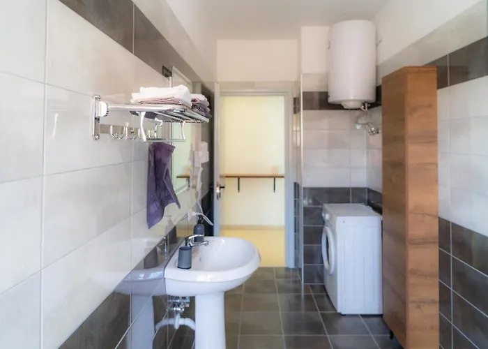 Guest house Center & Shkoder