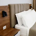 بيت ضيافة Center & شكودر